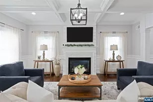 214 Zabriskie Pl, River Edge, NJ 07661 - Photo 7