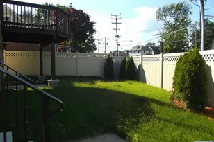 811 Edgewood Ln B, Fort Lee, NJ 07024 - Photo 13