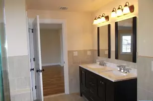 811 Edgewood Ln B, Fort Lee, NJ 07024 - Photo 7