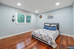 137 Elmwood Pl, Wyckoff Township, NJ 07481 - Photo 15