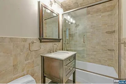 2000 Linwood Avenue 21S #21S, Fort Lee, NJ 07024 - Photo 17