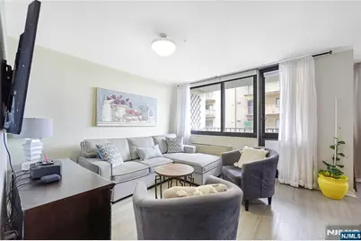 344 Prospect Avenue 4C #4C, Hackensack, NJ 07601 - Photo 9