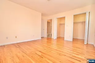 22 Wakeman Ave, Newark, NJ 07104 - Photo 9