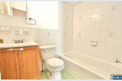 22 Wakeman Avenue, Newark, NJ 07104 - Photo 15