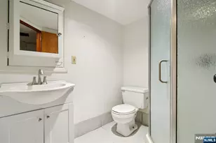 217 Mountain Way, Lyndhurst Township, NJ 07071 - Photo 21