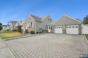 217 Mountain Way, Lyndhurst Township, NJ 07071 - Photo 3