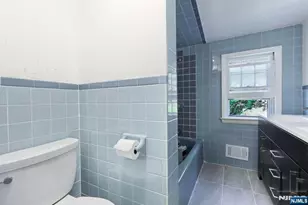 19-15 Hunter Pl, Fair Lawn, NJ 07410 - Photo 15