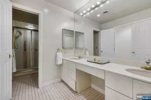 53 Ponds Cir, Wayne, NJ 07470 - Photo 23