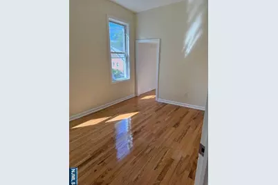 20-22 Noll Place, Newark, NJ 07106 - Photo 5