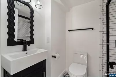 666 Tremont Court, Orange, NJ 07050 - Photo 33