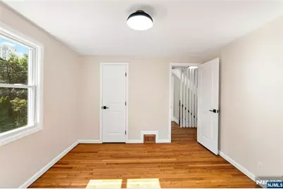 666 Tremont Court, Orange, NJ 07050 - Photo 17