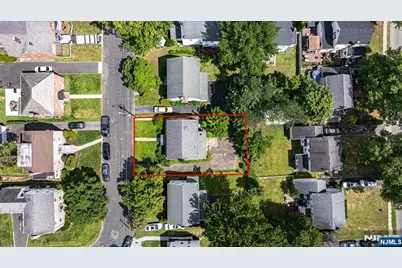 666 Tremont Court, Orange, NJ 07050 - Photo 45