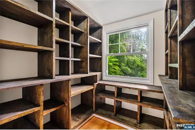 666 Tremont Court, Orange, NJ 07050 - Photo 31