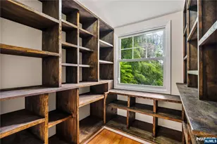 666 Tremont Ct, Orange, NJ 07050 - Photo 31