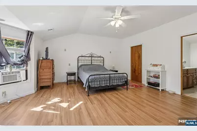 921 Tulip Trail, Newton, NJ 07860 - Photo 39