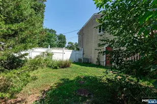 46 W William St, Lincoln Park, NJ 07035 - Photo 33