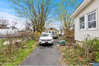142 Slocum Avenue, Englewood, NJ 07631 - Photo 31