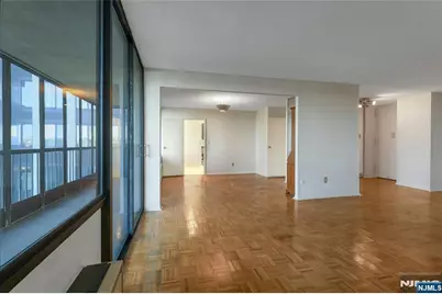 200 Winston Drive 421 #421, Cliffside Park, NJ 07010 - Photo 5