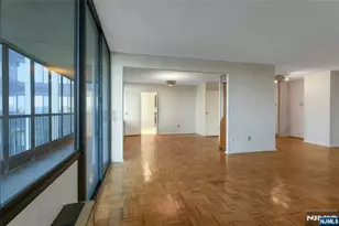 200 Winston Dr 421, Cliffside Park, NJ 07010 - Photo 5