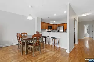 206 The Promenade 206, Edgewater, NJ 07020 - Photo 15