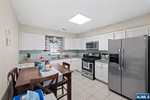 43 Crane St, Newark, NJ 07104 - Photo 5