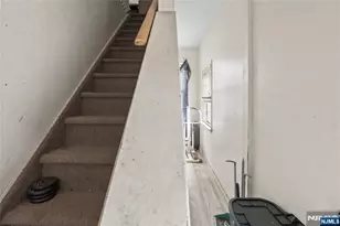 1063 Bond St, Elizabeth, NJ 07201 - Photo 27