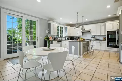 26 Sara Hill Lane, Englewood Cliffs, NJ 07632 - Photo 15