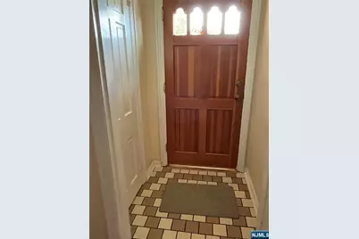 32 Greendale Road, Clifton, NJ 07013 - Photo 3