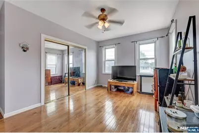 8-11 Campbell Road, Fair Lawn, NJ 07410 - Photo 19