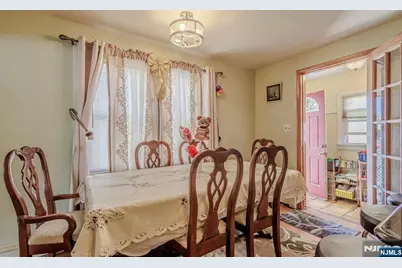 66 Garrison Street, Newark, NJ 07105 - Photo 11