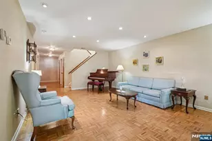 29 Ponds Circle 15, Wayne, NJ 07470 - Photo 11