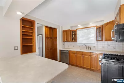 153 Church Street, Nutley, NJ 07110 - Photo 15
