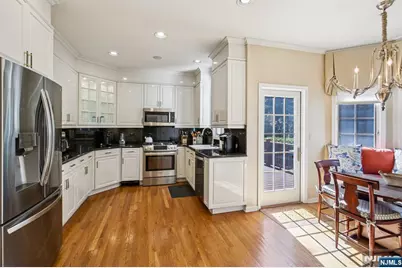 1102 Smith Manor Boulevard 52 #52, West Orange Township, NJ 07052 - Photo 17