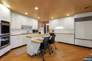 244 Fairview Ave, Englewood Cliffs, NJ 07632 - Photo 13