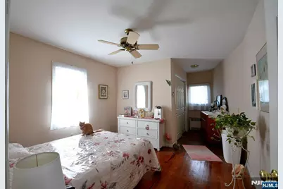 25-10 Berdan Avenue, Fair Lawn, NJ 07410 - Photo 9