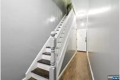 24-26 Willoughby Street, Newark, NJ 07112 - Photo 35