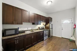 24-26 Willoughby St, Newark, NJ 07112 - Photo 19