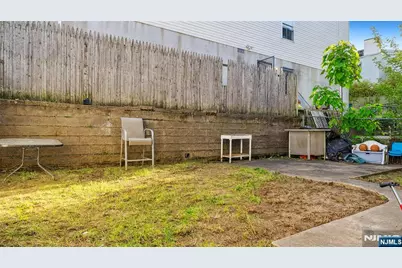 14 Seabury Court, Newark, NJ 07104 - Photo 23