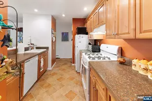 16 Elm Street 1, Bergenfield, NJ 07621 - Photo 5