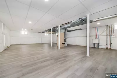 77 Huemmer, Clifton, NJ 07013 - Photo 39