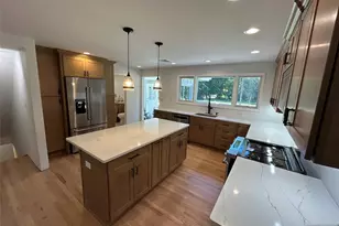 614 Rifle Camp Rd, Woodland Park, NJ 07424 - Photo 9