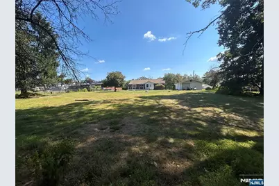 614 Rifle Camp Road, Woodland Park, NJ 07424 - Photo 35