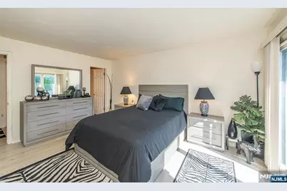 5 Domessina Lane E1 #E1, Caldwell, NJ 07006 - Photo 15