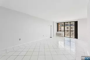 151 Prospect Ave 18A, Hackensack, NJ 07601 - Photo 5