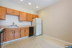 9302 Richmond Rd, West Milford, NJ 07480 - Photo 9