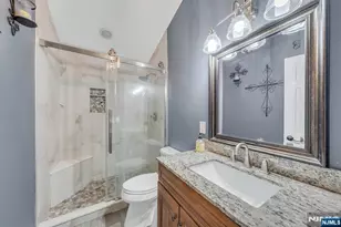 22 Bannehr St, Oakland, NJ 07436 - Photo 23