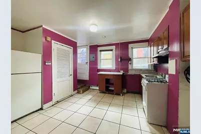 97 Sherman Street, Passaic, NJ 07055 - Photo 5