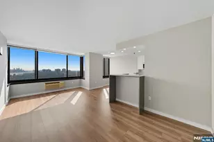 100 Old Palisade Road 3509, Fort Lee, NJ 07024 - Photo 3