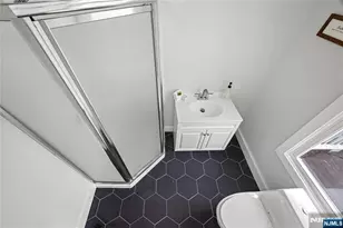 422 Davis Ave, Kearny, NJ 07032 - Photo 13