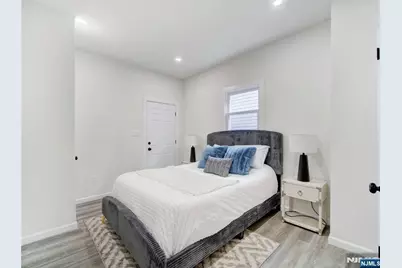 191 Matthew Street, Orange, NJ 07050 - Photo 9